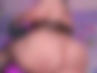 Emma's Live Sex Cam Show