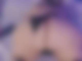 Live cam show with Emma - Big Clit on Fling VIP Chat