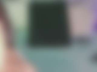 Live cam show with Emma - Geek on live18s.com