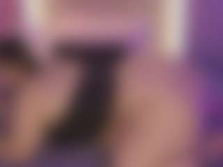 Emma MILF webcam performer live streaming