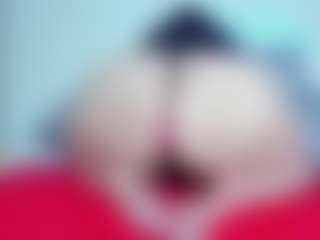 Live cam show with Sophie-Green - Thickthighs on hotwifechat.live