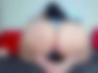 Live cam show with Sophie-Green - Nasty on Big Tits