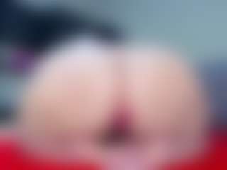 Live cam show with Sophie-Green - Pawg on CamClone