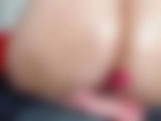 Live cam show with Sophie-Green - Femdom on infinitiblacc.com