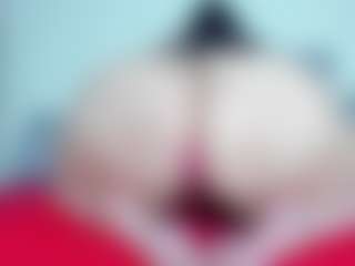 Live cam show with Sophie-Green - Pawg on crypto-cams