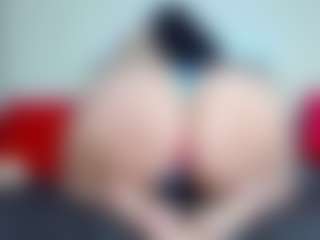Live cam show with Sophie-Green - Pawg on SquirtSoMuch