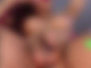 Live cam show with SCARLETH-9-INCHES - Lean on Camsoda