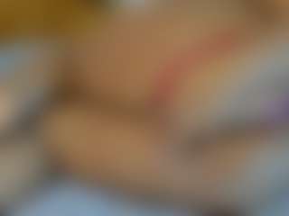 Live cam show with Taylor Sam - Curly on wildcum.com