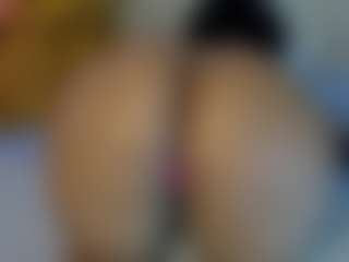 Live cam show with Taylor Sam - Morena on Mixed Magazine Live