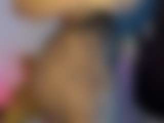 Spettacolo in cam dal vivo con Taylor Sam - Morena su Camsoda