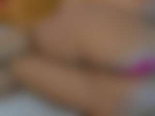 Live cam show with Taylor Sam - Morena on Uber Horny