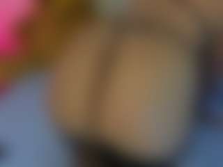 Live cam show with Taylor Sam - Morena on SquirtSoMuch