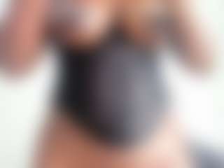 Live cam show with ig.. sweet_tanya1 - Ebony Teen (18+) on Uber Horny