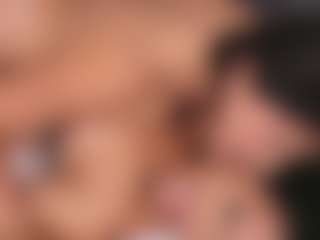 Emperatriz y Linsey's Live Sex Cam Show