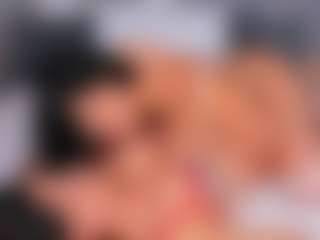 Emperatriz y Linsey's Live Sex Cam Show