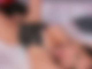 Emperatriz y Linsey's Live Sex Cam Show