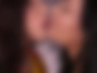 Emperatriz y Linsey's Live Sex Cam Show