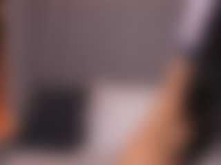 Emperatriz y Linsey's Live Sex Cam Show