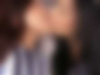 Emperatriz y Linsey's Live Sex Cam Show