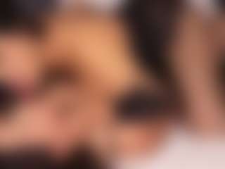 Emperatriz y Linsey's Live Sex Cam Show