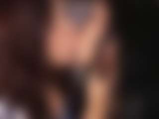 Emperatriz y Linsey's Live Sex Cam Show