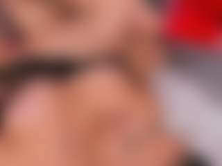 Emperatriz y Linsey's Live Sex Cam Show