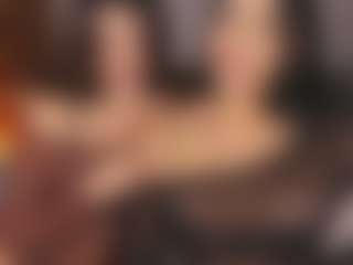 Emperatriz y Linsey's Live Sex Cam Show