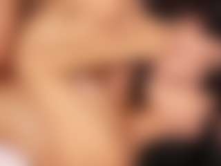 Emperatriz y Linsey's Live Sex Cam Show