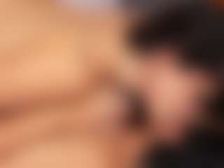 Emperatriz y Linsey's Live Sex Cam Show
