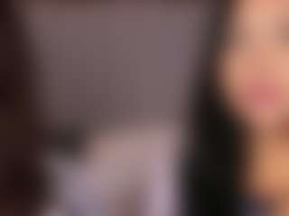 Emperatriz y Linsey's Live Sex Cam Show