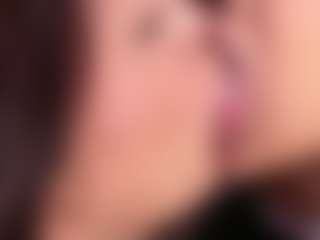 Emperatriz y Linsey's Live Sex Cam Show