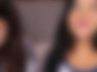 Emperatriz y Linsey's Live Sex Cam Show