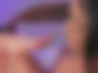 Emperatriz y Linsey's Live Sex Cam Show