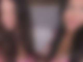 Emperatriz y Linsey's Live Sex Cam Show
