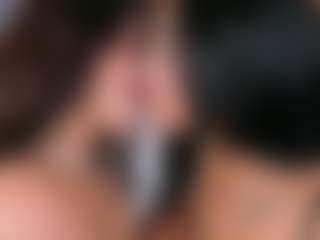 Emperatriz y Linsey's Live Sex Cam Show