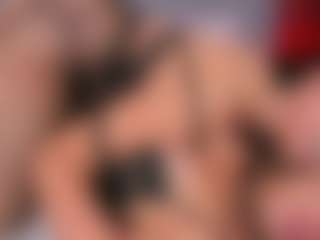 Emperatriz y Linsey's Live Sex Cam Show