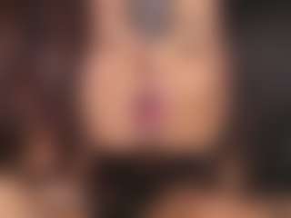 Emperatriz y Linsey's Live Sex Cam Show