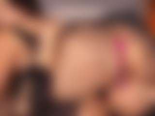 Emperatriz y Linsey's Live Sex Cam Show
