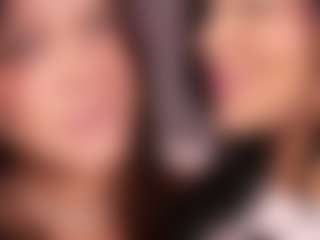 Emperatriz y Linsey's Live Sex Cam Show