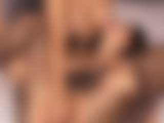Emperatriz y Linsey's Live Sex Cam Show