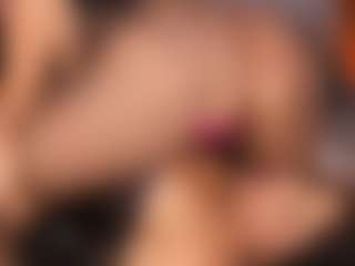 Emperatriz y Linsey's Live Sex Cam Show