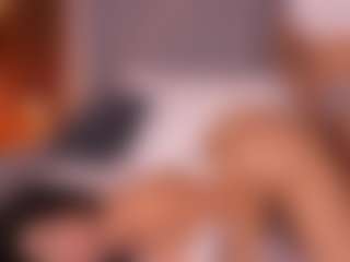 Emperatriz y Linsey's Live Sex Cam Show