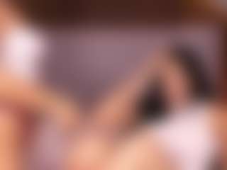 Emperatriz y Linsey's Live Sex Cam Show