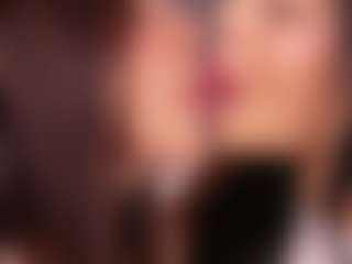 Emperatriz y Linsey's Live Sex Cam Show
