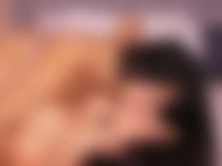 Emperatriz y Linsey's Live Sex Cam Show