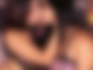 Emperatriz y Linsey's Live Sex Cam Show