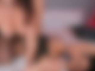 Emperatriz y Linsey's Live Sex Cam Show