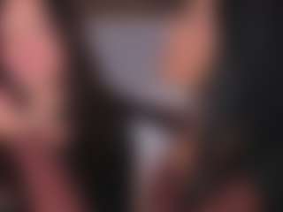 Emperatriz y Linsey's Live Sex Cam Show