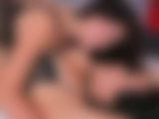 Emperatriz y Linsey's Live Sex Cam Show