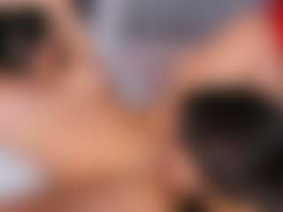 Emperatriz y Linsey's Live Sex Cam Show